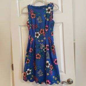 VINCE CAMUTO - Scallop Edge Dress with Pockets